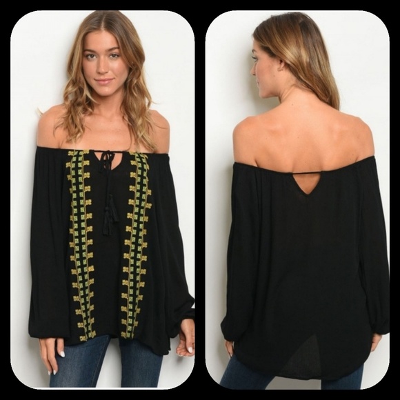 entro Tops - 💣LAST 1💥🌈🦄🦋 Boho Embroidered Off shoulder top